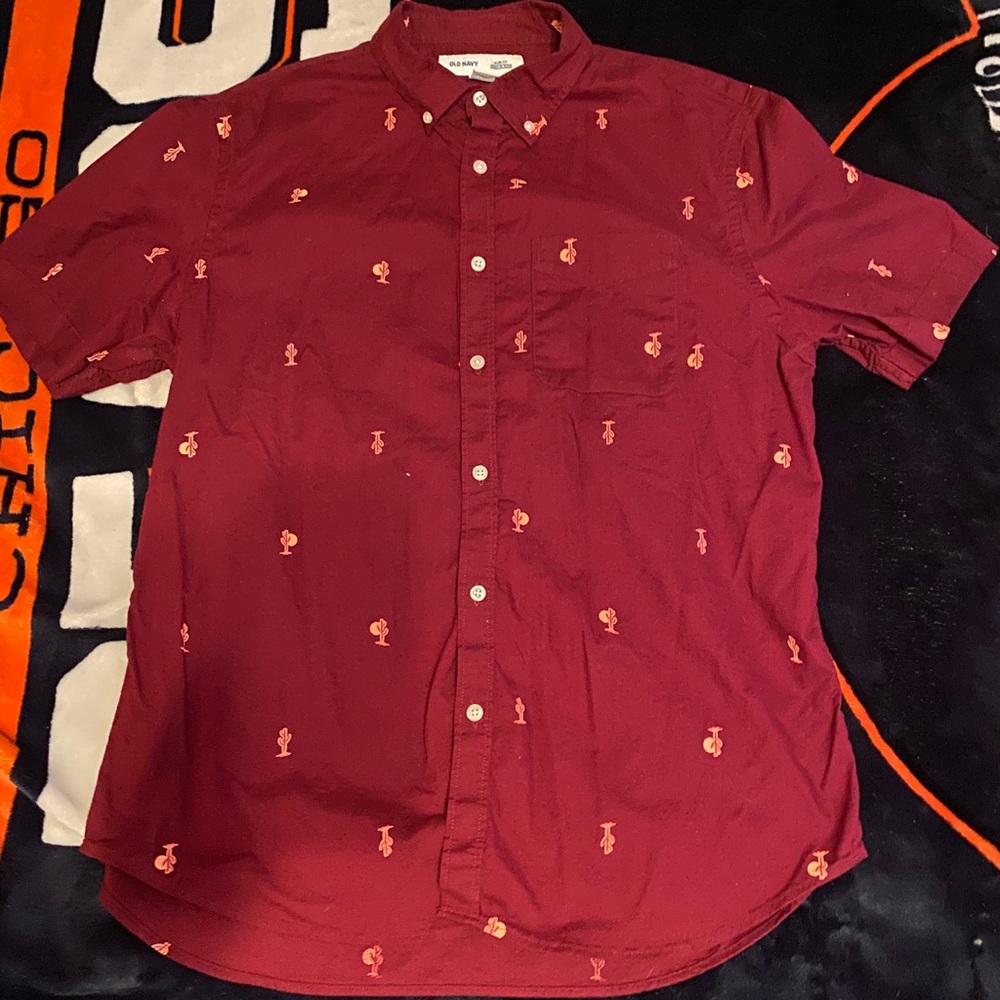 Red Catus Button Up